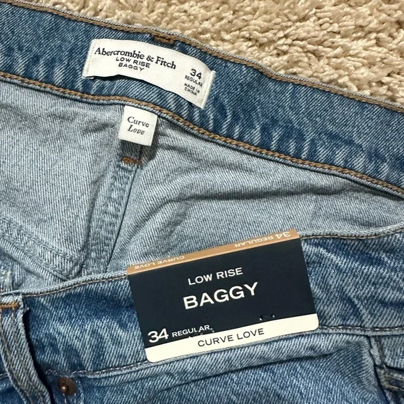 Abercrombie & Fitch Curve Love Low Rise Baggy Jeans Womens 34 Regular NWT - Picture 8 of 10